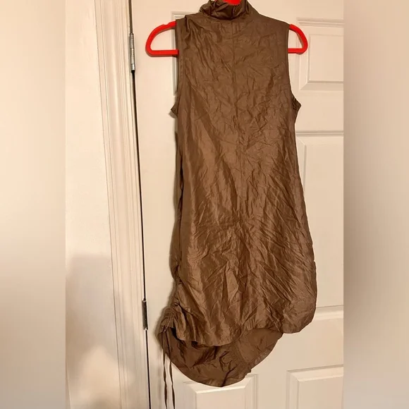 Drawstring dress - Picture 3 of 6